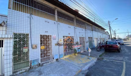 Apartamento com 1 dormitório para alugar, 50 m² por R$ 636,26/mês - Jóquei Clube - Fortaleza/CE