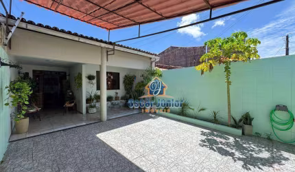 Casa Plana com 3 Quartos (1 Suíte) + Wc Social à venda, 109 m² por R$ 380.000 - Castelão - Fortaleza/CE