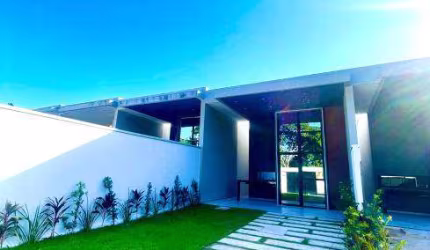 Casa para venda tem 140 metros quadrados com 3 quartos em Urucunema - Eusébio - CE