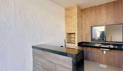 Casa para venda tem 107 metros quadrados com 3 quartos em Messejana - Fortaleza - CE