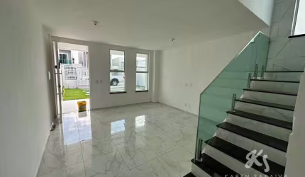 Casa para venda com 159 metros quadrados com 4 quartos em Tamatanduba - Eusébio - CE