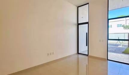 Casa para venda possui 118 metros quadrados com 4 quartos em Messejana - Fortaleza - CE