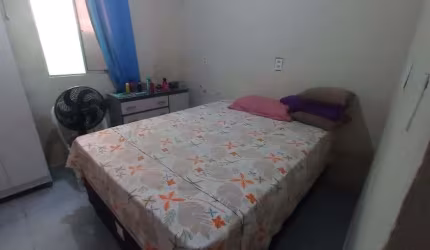 Casa para venda possui 130 metros quadrados com 2 quartos