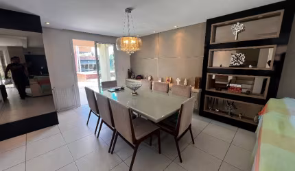 Casa de Condomínio com 5 Quartos em Eusébio!!!!