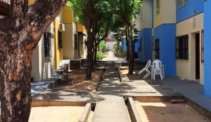 Apartamento de 02 Quartos no Henrique Jorge Com área lazer!!!!
