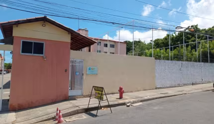 VENDE- SE APARTAMENTO DE 02 QUARTOS!!!