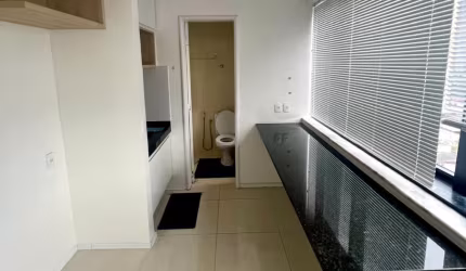 VENDE- SE SALA COMERCIAL NO CENTRO!!!