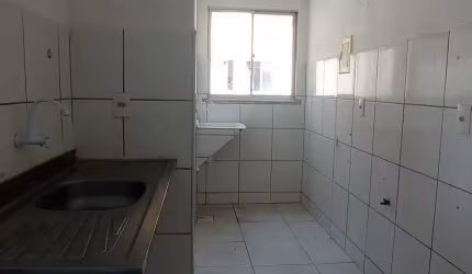APARTAMENTO 2 QUARTOS- NO JOSÉ WALTER AO LADO COMETA