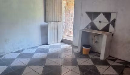 VENDE- SE CASA NO SIQUEIRA!!!