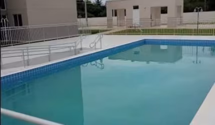 VENDE- SE APARTAMENTO DE 02 QUARTOS EM CAUCAIA!!!