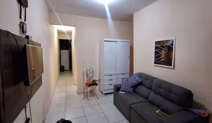 Casa com 3 quartos à venda na Rua Piauí, 705, Pan Americano, Fortaleza, 150 m2 por R$ 300.000