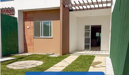 Casa com 3 quartos à venda na Rua Rodolfo Pereira Cavalcante, 618, Ancuri, Itaitinga, 85 m2 por R$ 225.000