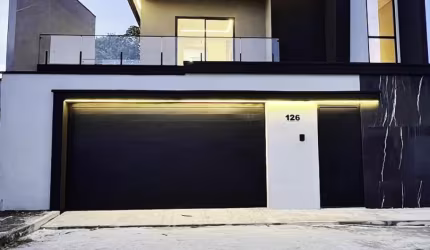 VENDE- SE CASA COM 04 SUÍTES NO CENTRO DE EUSÉBIO!!!