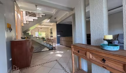 Casa 5 dormitórios 4 suítes 4 vagas
