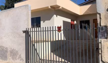 Excelente Casa a Venda em fase de Acabamento no Santa Fé Colombo(PR)