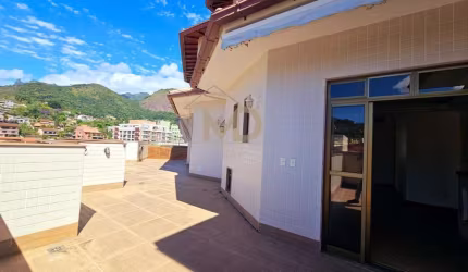 Cobertura para Venda em Teresópolis, Agriões, 5 dormitórios, 4 suítes, 6 banheiros, 2 vagas