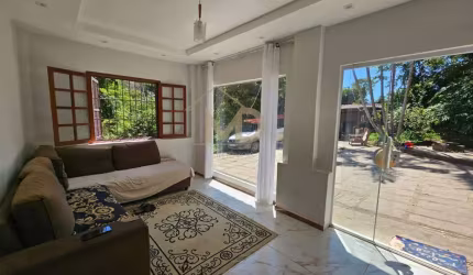 Casa para Venda em Teresópolis, Pessegueiros, 4 dormitórios, 1 suíte, 2 banheiros, 3 vagas