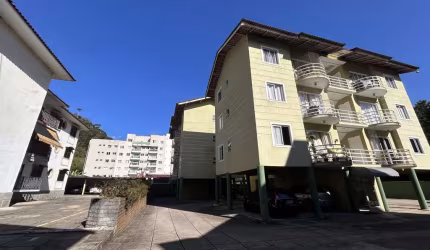 Apartamento para Venda em Teresópolis, Várzea, 2 dormitórios, 2 banheiros, 1 vaga