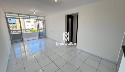 Apartamento com 03 quartos no Bessa. 800m do mar.