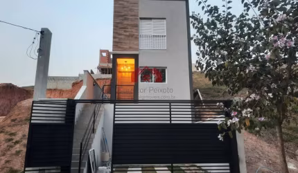 Casa em Condomínio para Venda em Santana de Parnaíba, Villas do Jaguari, 3 dormitórios, 1 suíte, 2 banheiros, 2 vagas