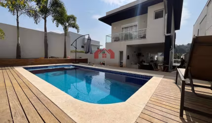 CASA 4 DORMITORIOS ALPHAVILLE