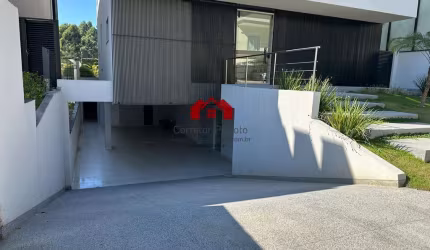 Casa em Condomínio para Locação em Barueri, Centro Comercial Jubran, 4 dormitórios, 4 suítes, 7 banheiros, 8 vagas