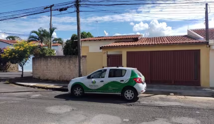 Casa á venda no Jardim Almeida