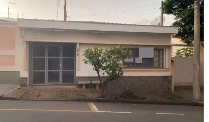 Casa com 2 dormitórios à venda - Centro - São João da Boa Vista/SP
