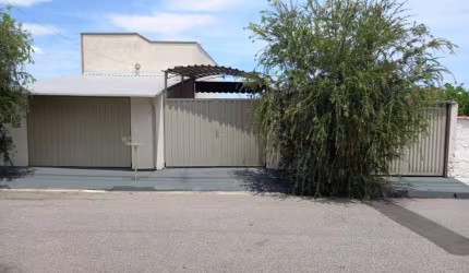 Casa com 2 dormitórios à venda, 120 m² por R$ 300.000 - Bairro do Lago - Águas da Prata/SP