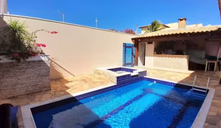 Casa com 3 dormitórios à venda, 196 m² por R$ 850.000 - Terras de São José - São João da Boa Vista/