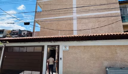 Apartamento de dois dormitórios  em frente ão parque do Carmo