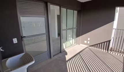 Apartamento com 2 Quartos e 2 banheiros à Venda, 57 m²