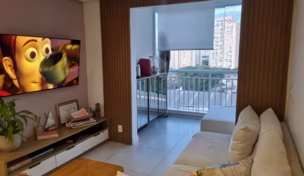 VENDO LINDO APARTATAMENTO, 2 DORMITÓRIOS , 1 SUÍTE, VARANDA, 1 VAGA - BELENZINHO SP