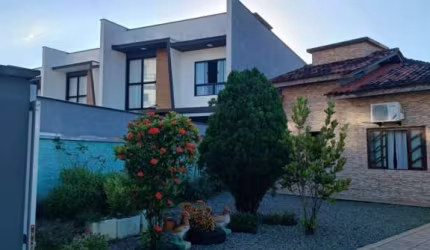 Casa com 2 quartos à venda na 600, 568, Centro, Balneário Piçarras, 429 m2 por R$ 1.500.000