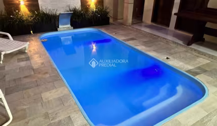 Casa com 4 quartos à venda na Rua 1019, 40, Itajubá, Barra Velha, 260 m2 por R$ 1.650.000