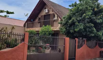 Casa com 4 quartos à venda na João Raimundo Anacleto, 149, Centro, Penha, 160 m2 por R$ 1.000.000