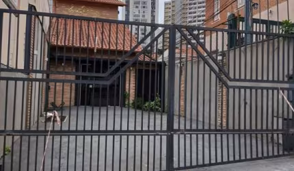Comercial para Venda em São Paulo, Perdizes, 10 dormitórios, 4 vagas