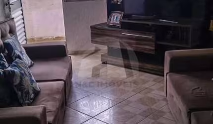 Terreno com 3 casas para venda no Jardim Itatiaia - São Paulo/SP - CA2391