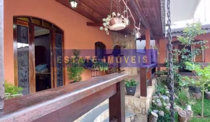 Casa em Condomínio para Venda em Arujá, Arujá Country Club, 4 dormitórios, 3 suítes, 4 banheiros, 4 vagas