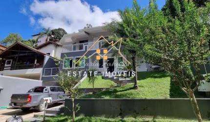 Casa em Condomínio para Venda em Arujá, Arujá Country Club, 3 dormitórios, 1 suíte, 3 banheiros, 4 vagas