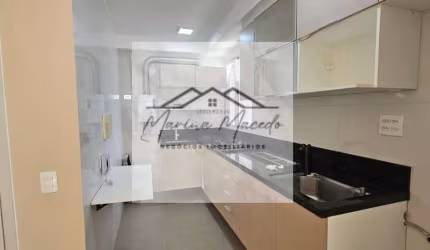 Apartamento com 2 quartos para alugar na Rua Teixeira Heizer, Recreio dos Bandeirantes, Rio de Janeiro, 43 m2 por R$ 2.200