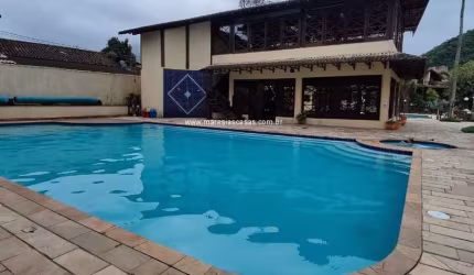 Flat á venda Maresias - 150 mts da Praia - Piscina Aquecida - Condominio Fechado