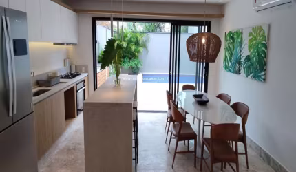 Casa á venda na Praia Barra do Sahy - 4 Suites - Piscina privativa - Condominio Fechado