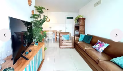Apartamento de 2 suítes, varanda e vaga.