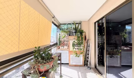 Apartamento de 3 quartos, suíte, varanda e vaga.