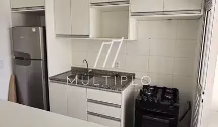 Apartamento com 1 quarto e sala ampliada em Alphaville condomínio com lazer completo