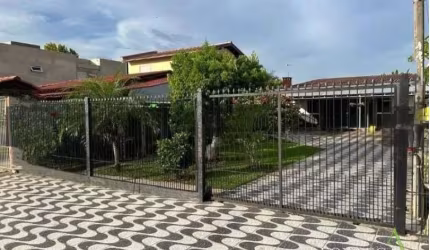 Casa com 3 quartos à venda na Maria Cunha Bueno, 425, Parque dos Anjos, Gravataí por R$ 450.000
