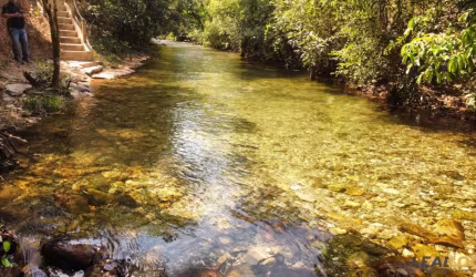 VENDO Chácara no rio Paciência na Chapada dos Guimarães a 32km de Cuiabá.