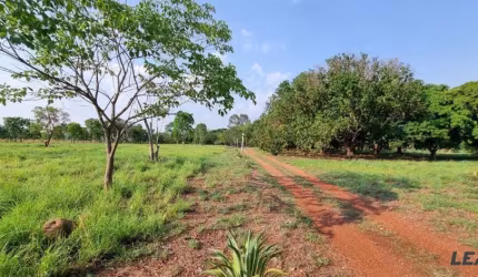 Vendo Chácara na Comunidade Bandeira 2 distante apenas 18 km de Cuiabá MT