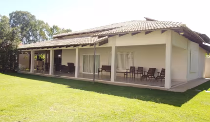 Venda - Casa mobiliada no Condomínio Villagio 2 Chapada dos Guimarães - MT